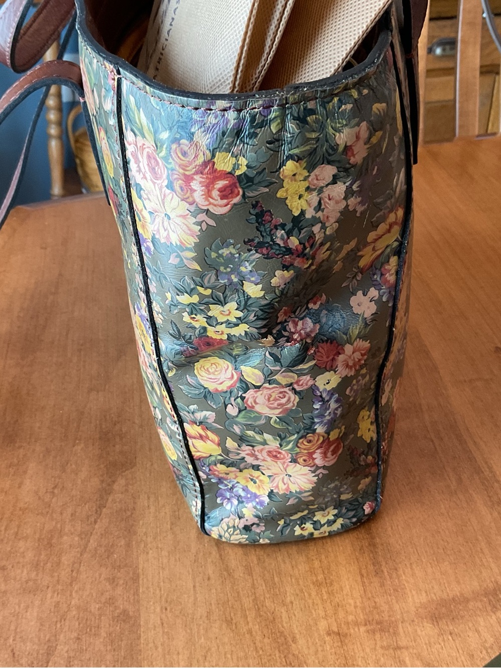 Patricia Nash Floral English Country Varsi Tote with Terresa Wallet Olive Green - Picture 4 of 16